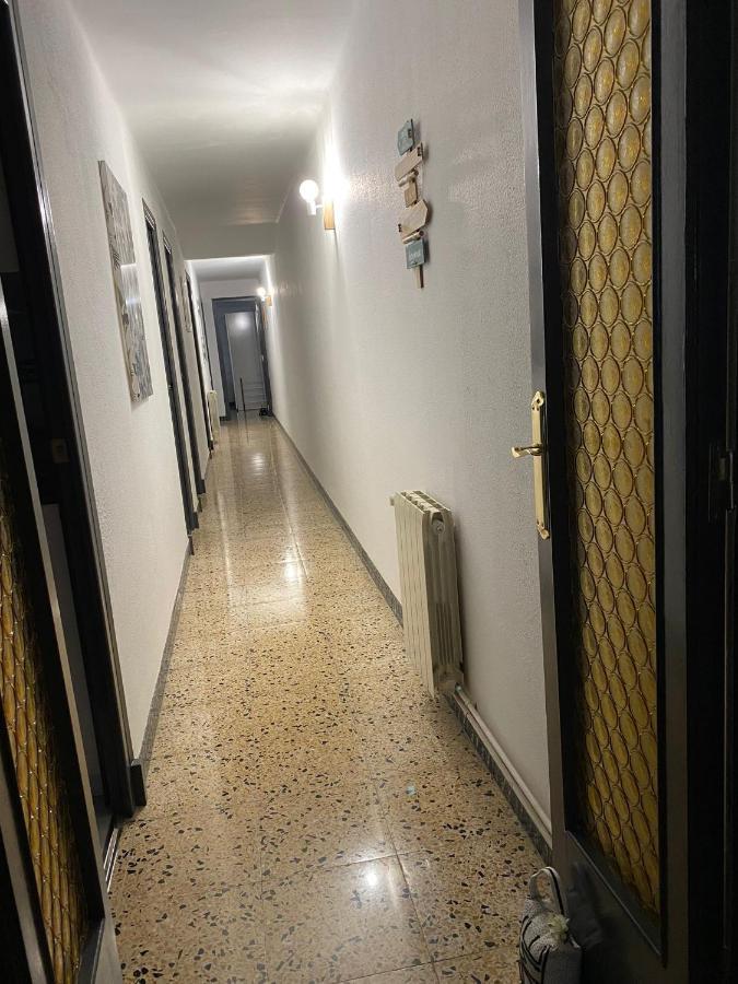 Apartamento Turistico Jaume Centro Tarragona Exterior photo